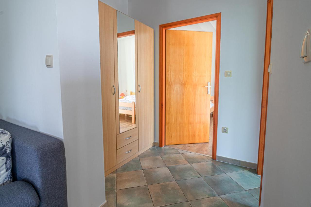 Apartments Sandra Kornić Kültér fotó