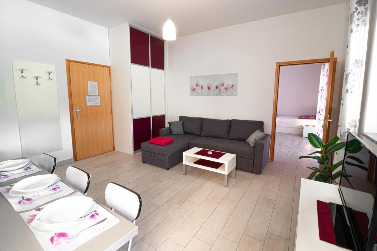 Apartments Sandra Kornić Kültér fotó